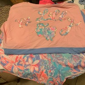 NWT - Lilly Pulitzer Finn T-shirt in Viva La Lilly